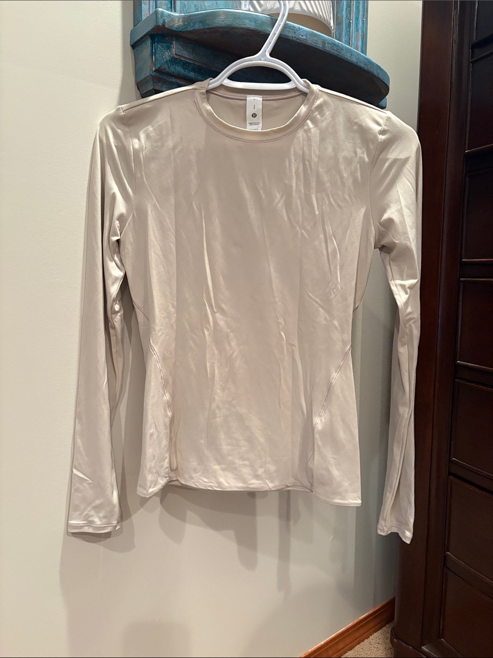 Lululemon Light Beige Long-Sleeve Women's Performance Top